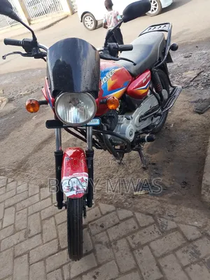 Bajaj Boxer 150 UG 2020 Red