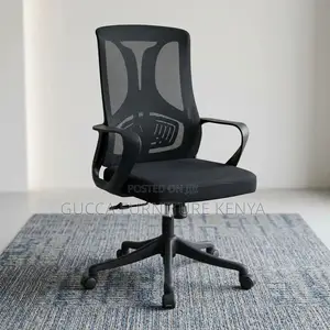 Ergonomic Swivel Computer Seat.