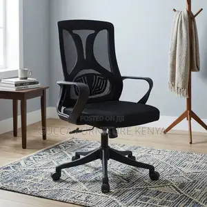 Ergonomic Swivel Computer Seat.