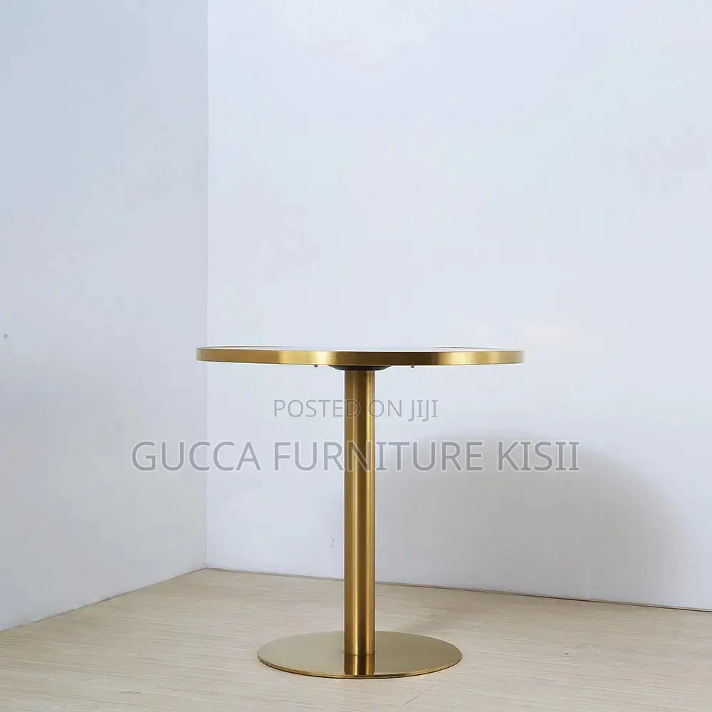 Round Restaurant Dining Table