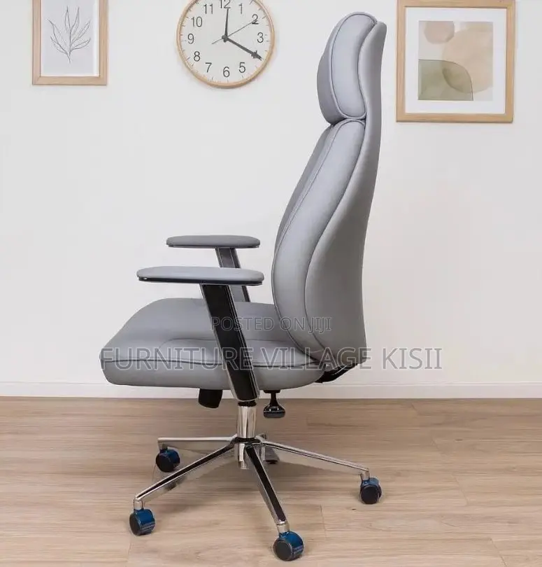 Office Chair; Gray Leather Executive Chair
