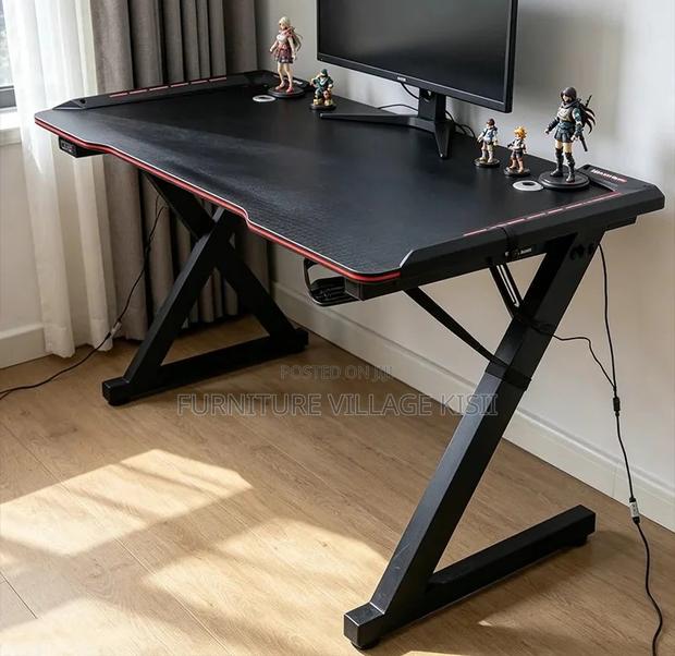 1.2M Black Lightned Gaming Table. - thumbnail 4
