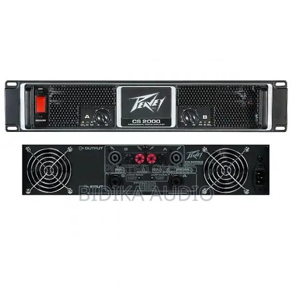 Peavey CS 2000 Power Amplifier - main view