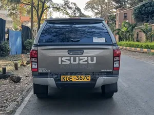 Isuzu D-MAX 2022 Gray