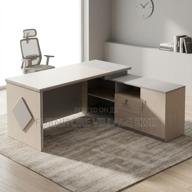 1.8M ExecutiveOffice Desk - thumbnail 2