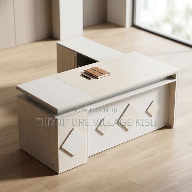 1.8M ExecutiveOffice Desk - thumbnail 3