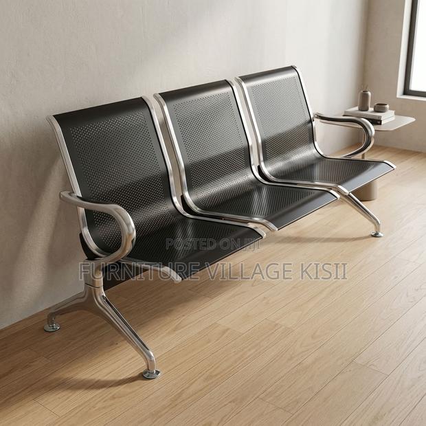 3-Link Metallic Waiting Bench - thumbnail 8