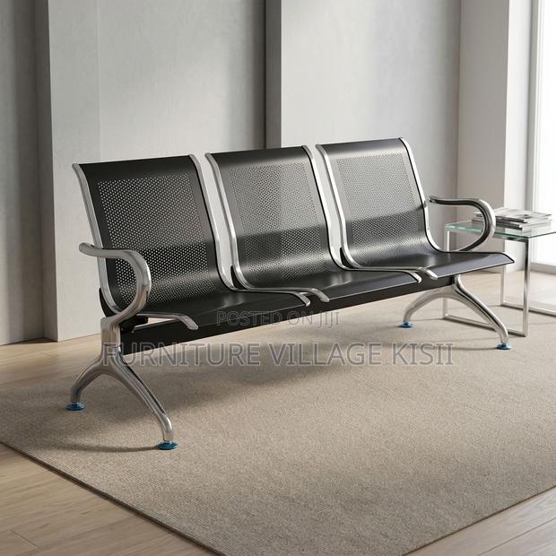 3-Link Metallic Waiting Bench - thumbnail 14