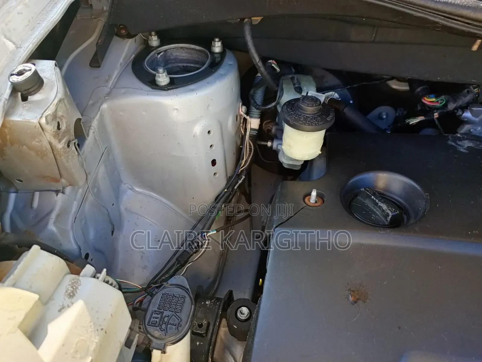 Toyota Sienta 2010 Silver