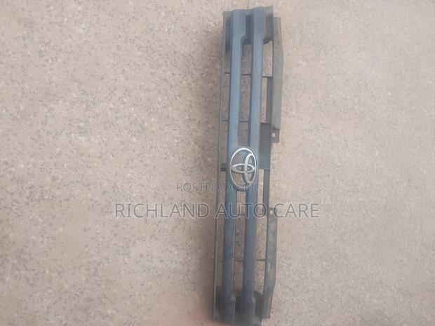 Front Grille Toyota Townace
