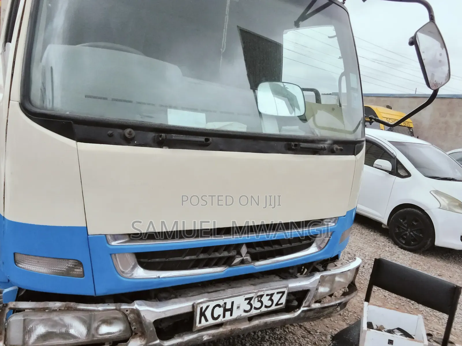 Mitsubishi Fuso 2008 White