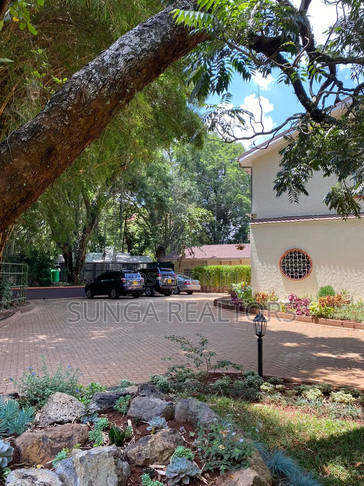 2bdrm Bungalow in Spring Valley for rent