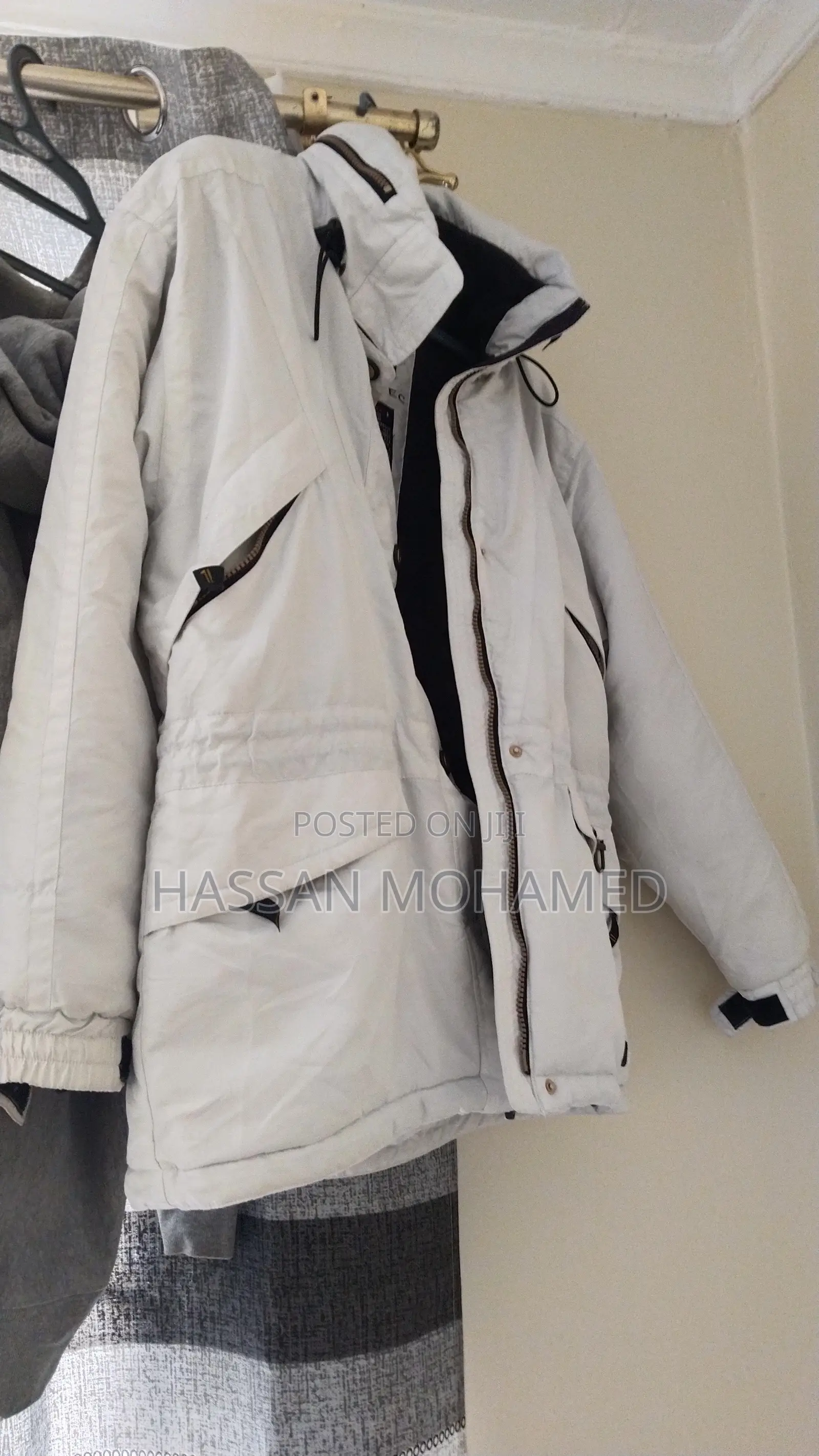 FILA Winter Jacket / Waterproof Insulated Parka – White – Size 10