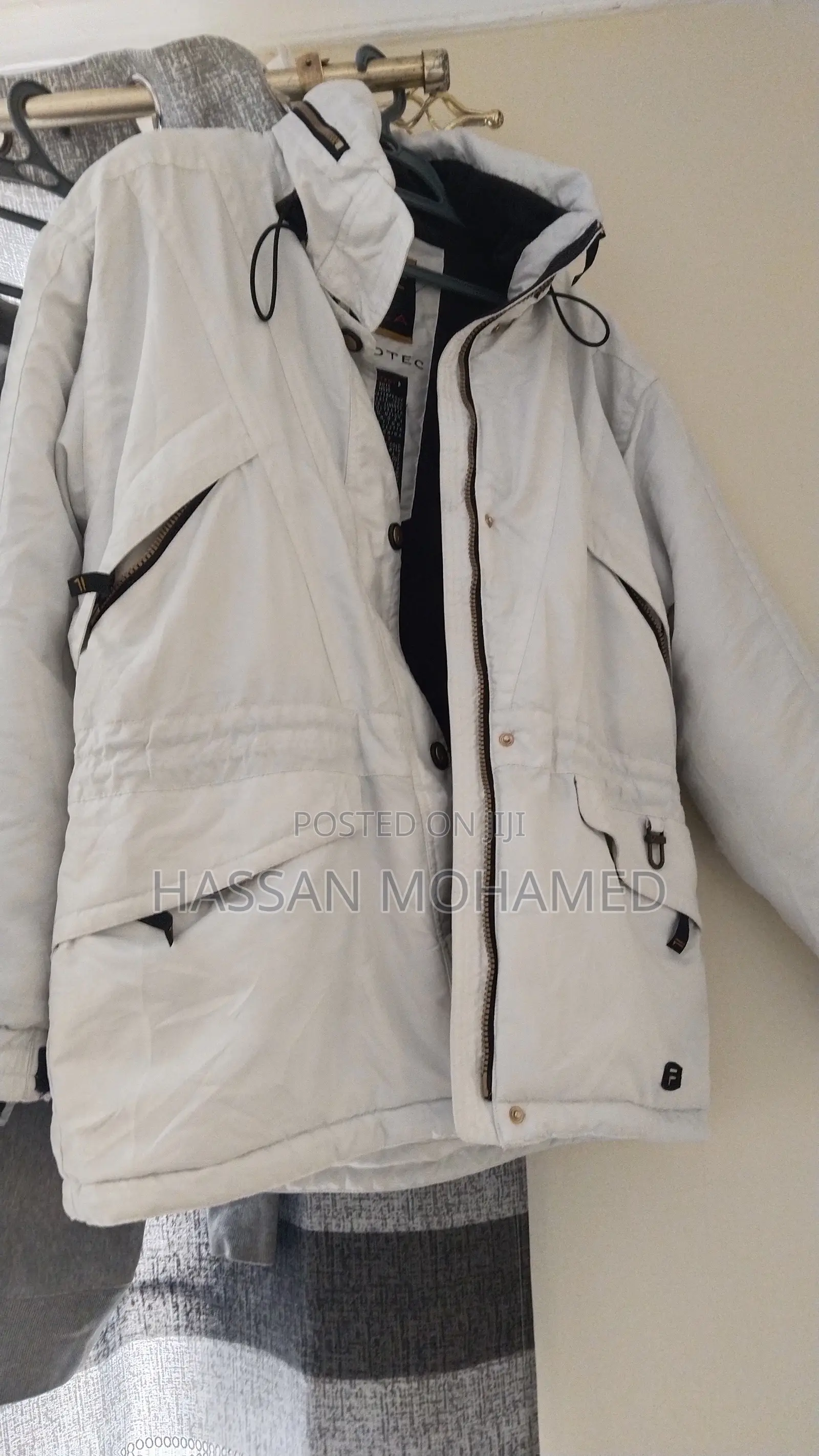 FILA Winter Jacket / Waterproof Insulated Parka – White – Size 10