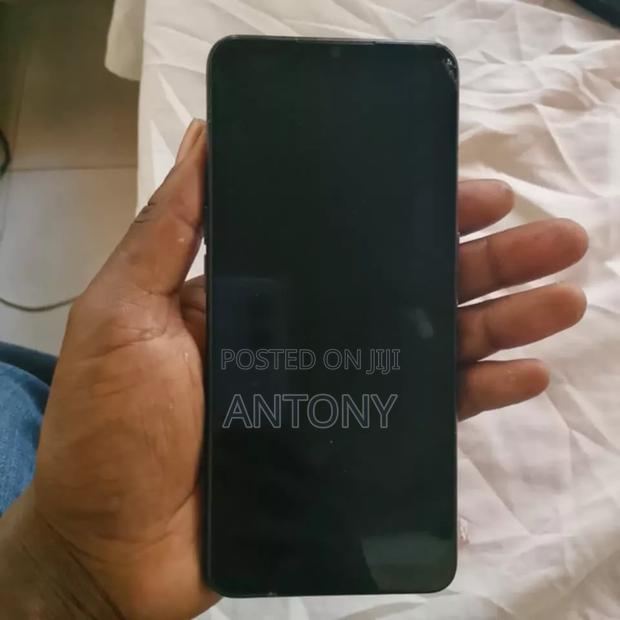Oppo F15 256 GB Blue - thumbnail 3