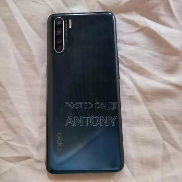 Oppo F15 256 GB Blue - thumbnail 4