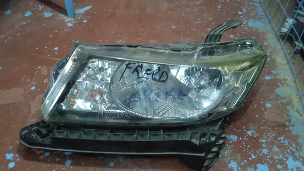Honda Spike 2015 Headlight