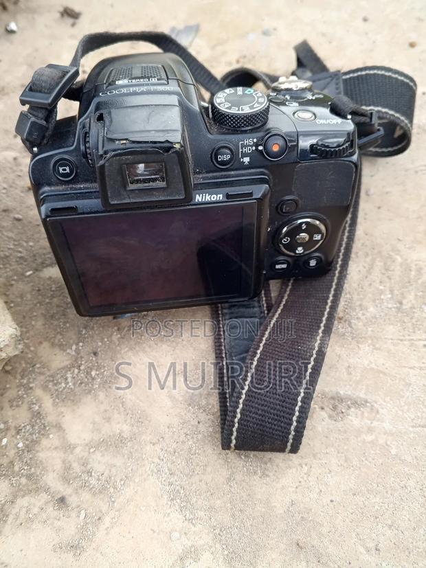 Nikon Camera - thumbnail 3
