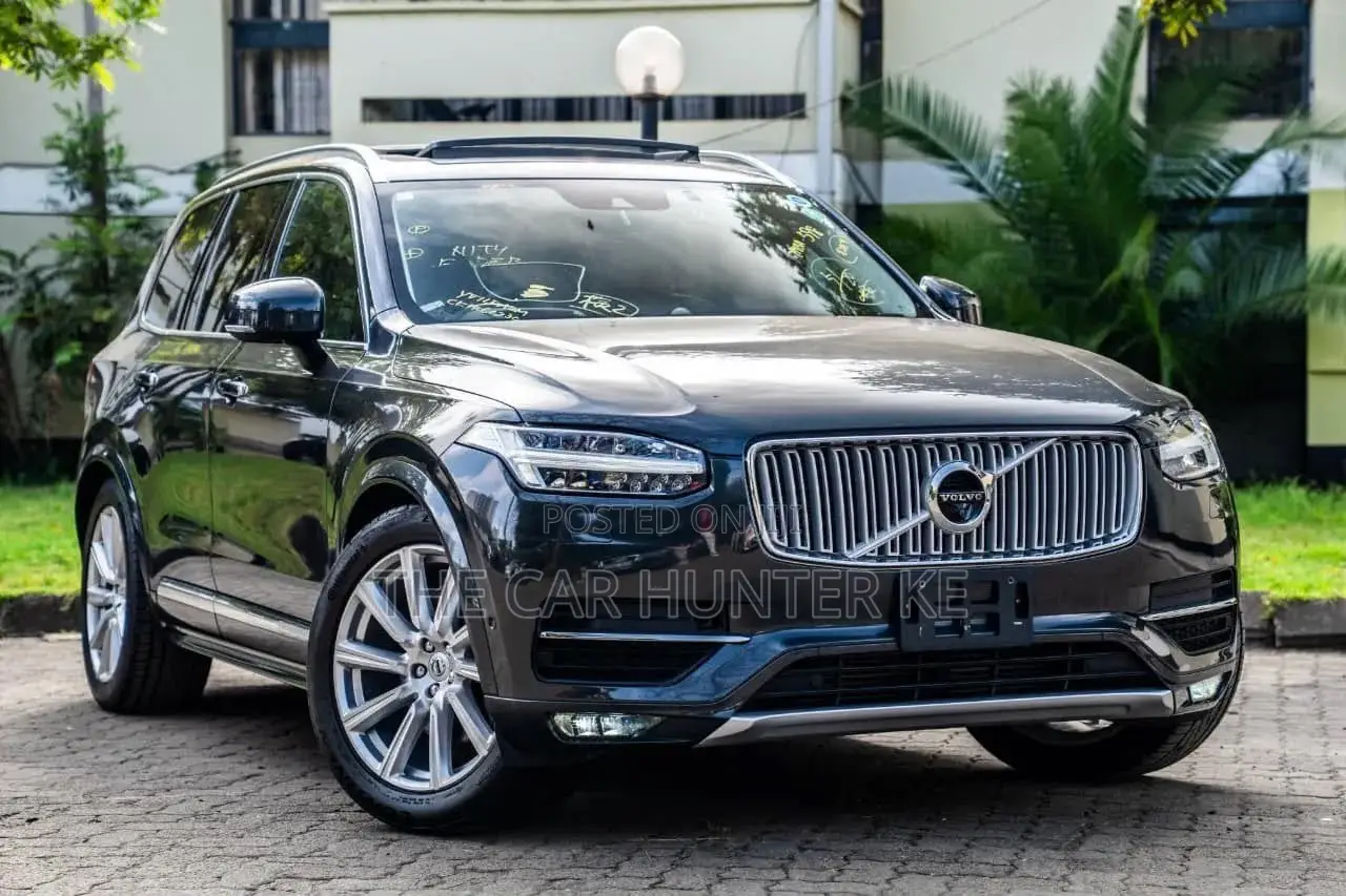 Volvo XC90 T6 Momentum 7 Passenger AWD 2020