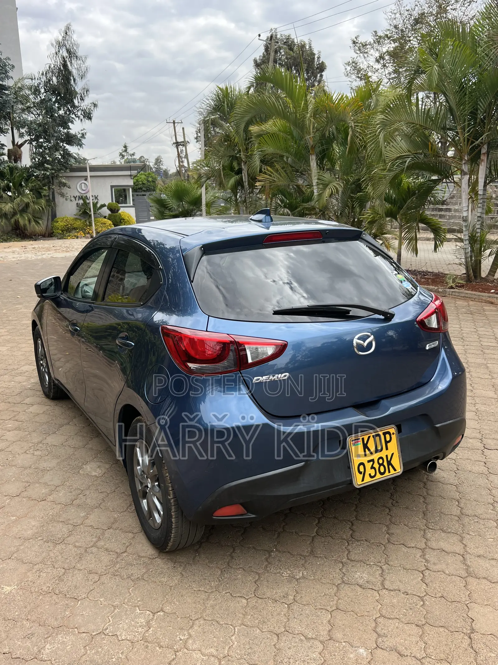Mazda Demio 2017 Blue