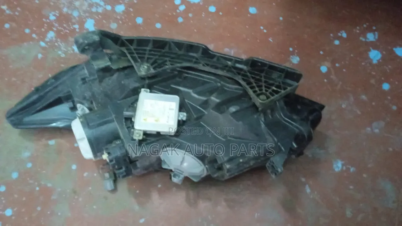Honda CRZ 2015 Headlight
