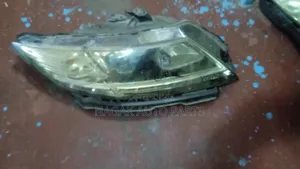 Honda CRZ 2015 Headlight