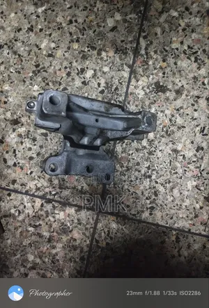 Mitsubishi Outlander Engine Mountain