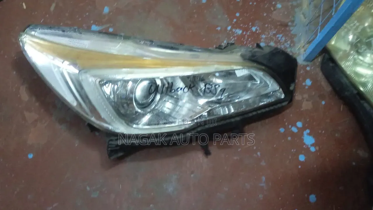 Subaru Outback 2015 ( Clear)Bs9 Headlight