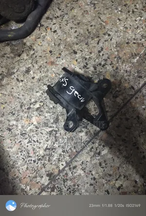 Mazda CX-5 Gear Mountain