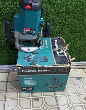 Heavy-Duty Electric Wood Plunge Router