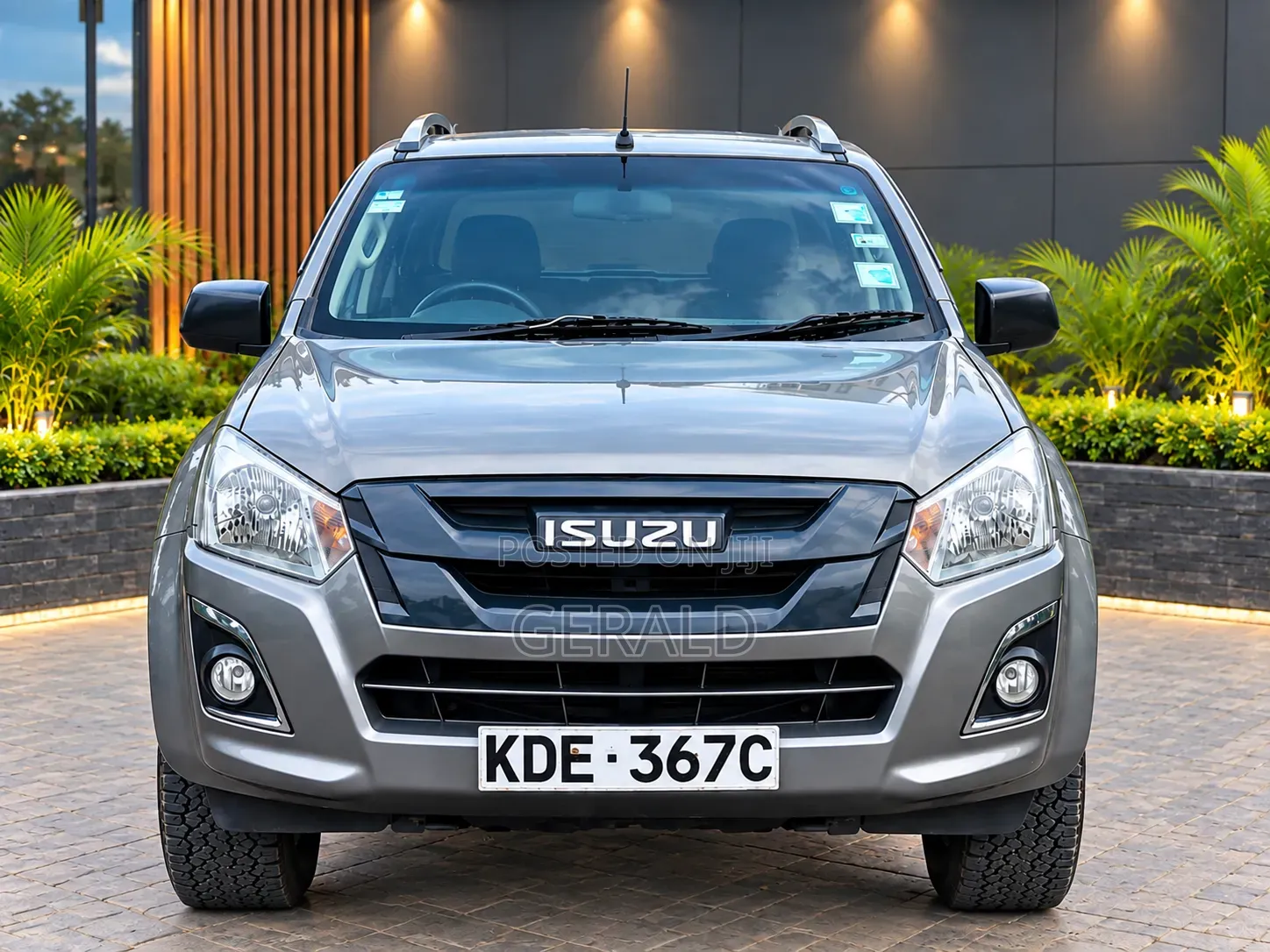 Isuzu D-MAX 2022 Gray