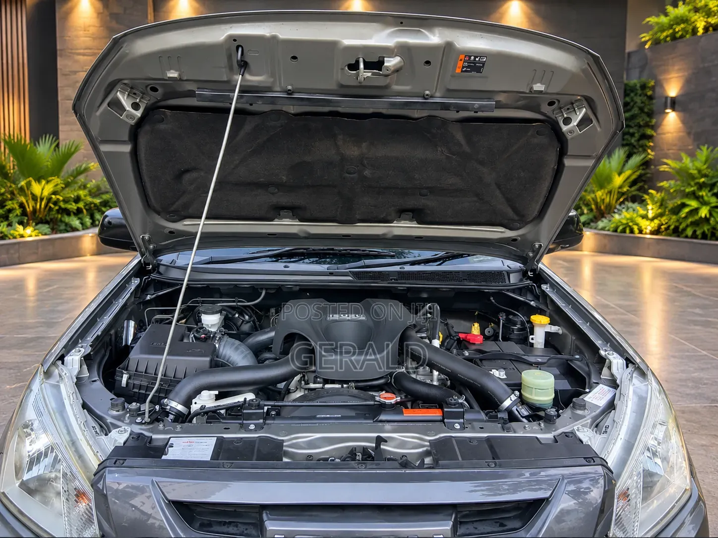 Isuzu D-MAX 2022 Gray