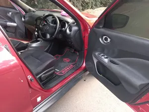 Nissan Juke 2015 Red