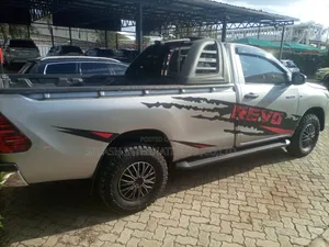 Toyota Hilux 2019 Gray