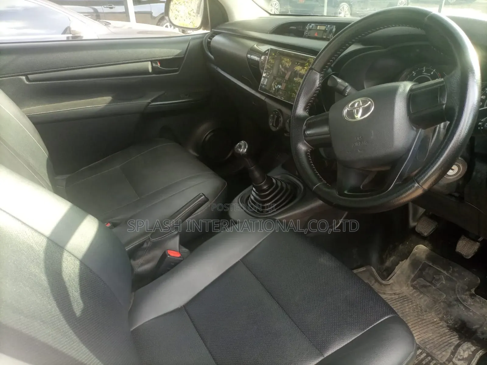Toyota Hilux 2019 Gray