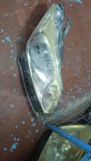 Honda Freed 2012 Headlight Xenon Type