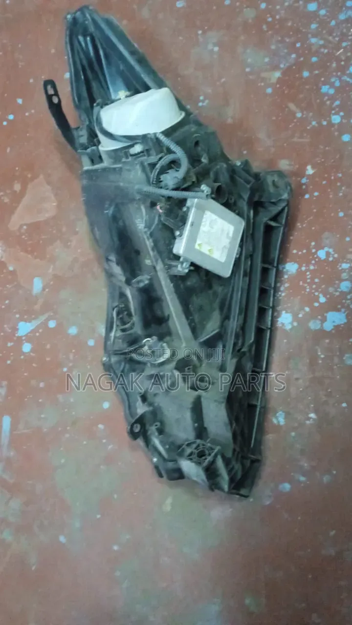 Honda Freed 2012 Headlight Xenon Type