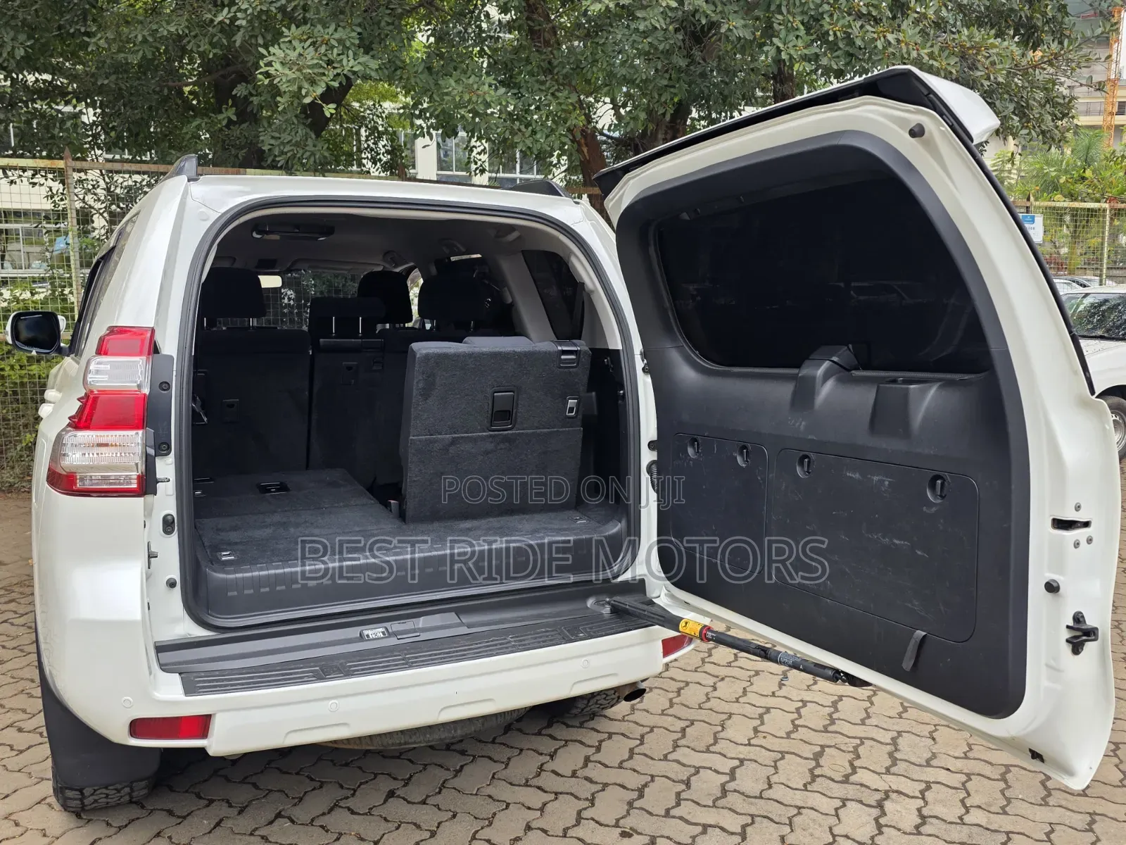 Toyota Land Cruiser Prado 2.7 VVT-i 2016 White