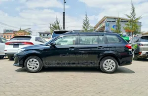 Toyota Corolla Fielder 1.5 Hybrid FWD 2020 Black