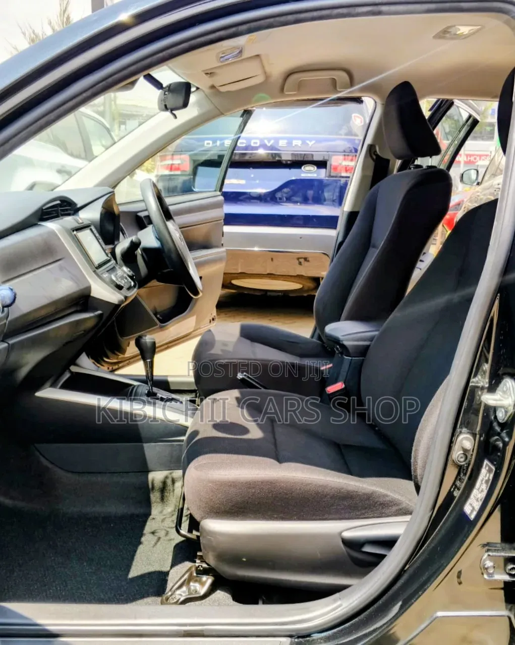 Toyota Corolla Fielder 1.5 Hybrid FWD 2020 Black