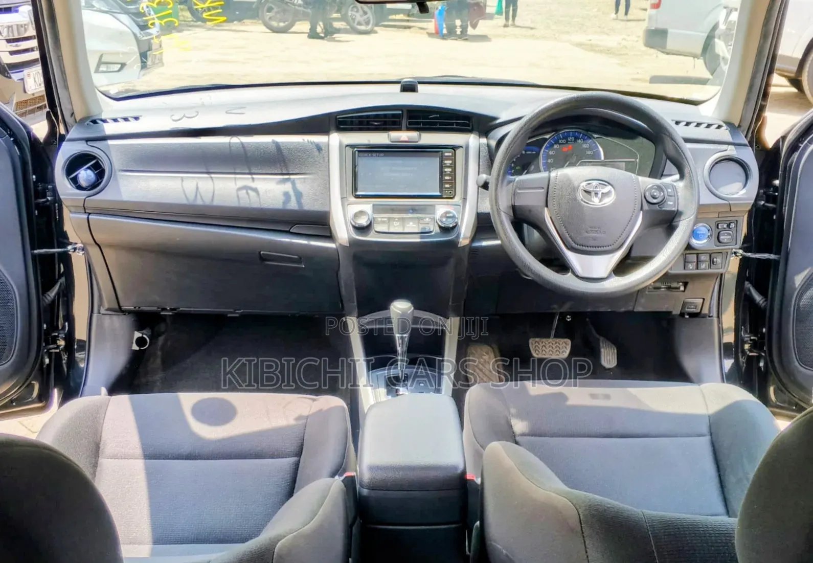 Toyota Corolla Fielder 1.5 Hybrid FWD 2020 Black