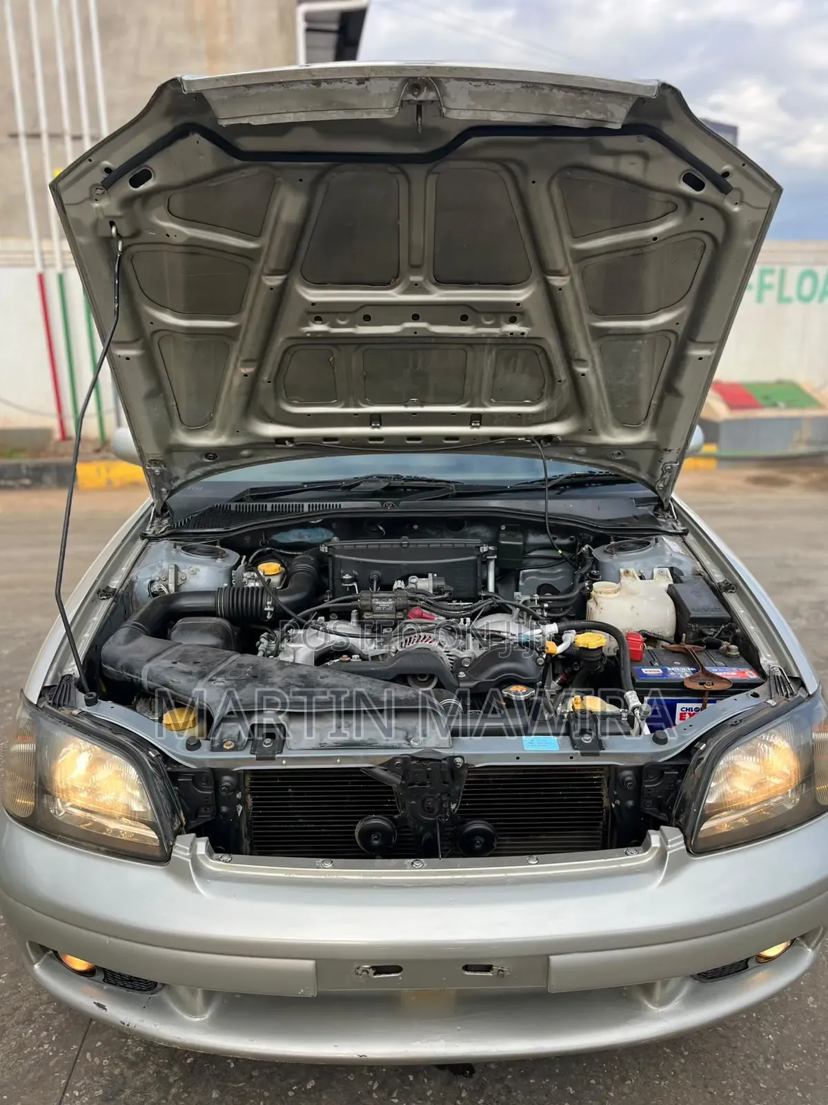 Subaru Legacy 2001 Gold