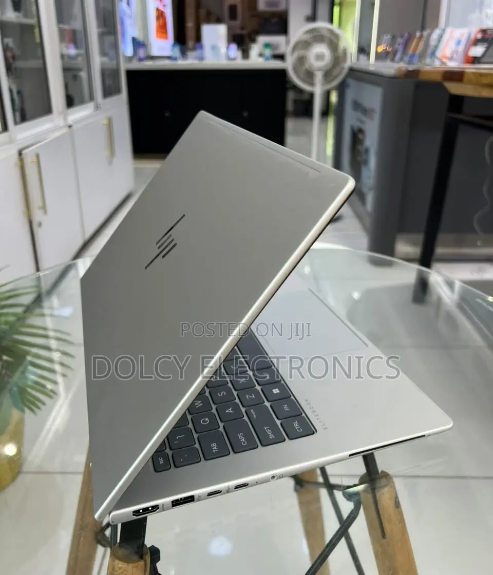 Laptop HP EliteBook 645 G9 16GB AMD Ryzen 5 SSD 256GB