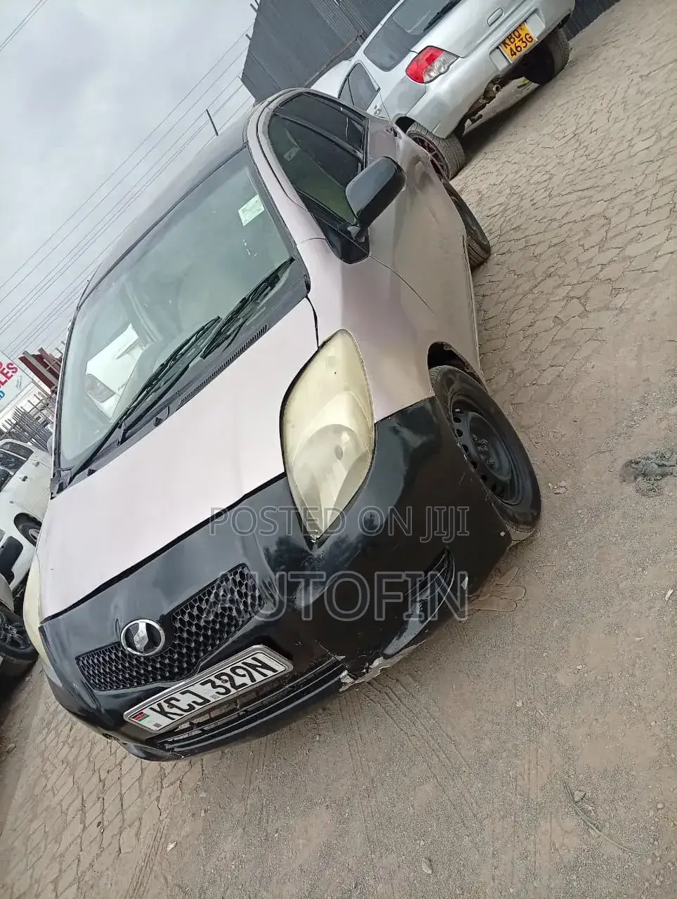 Toyota Vitz 2008 Gold