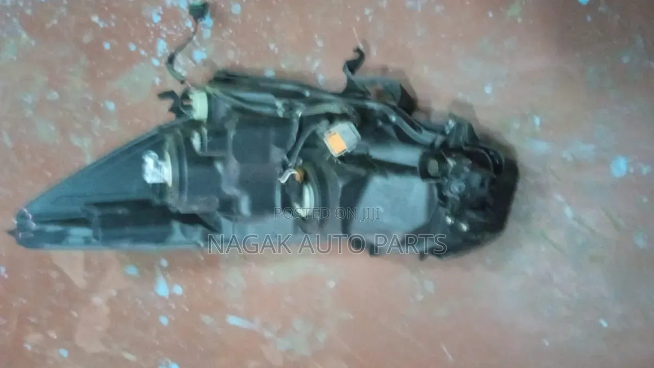 Subaru Outback 2015 ( Clear)Bs9 Headlight