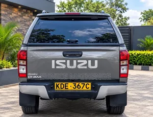 Isuzu D-MAX 2023 Silver
