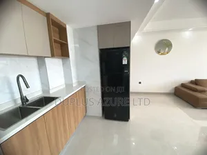 3bdrm Apartment in Hotel 67 Area for sale