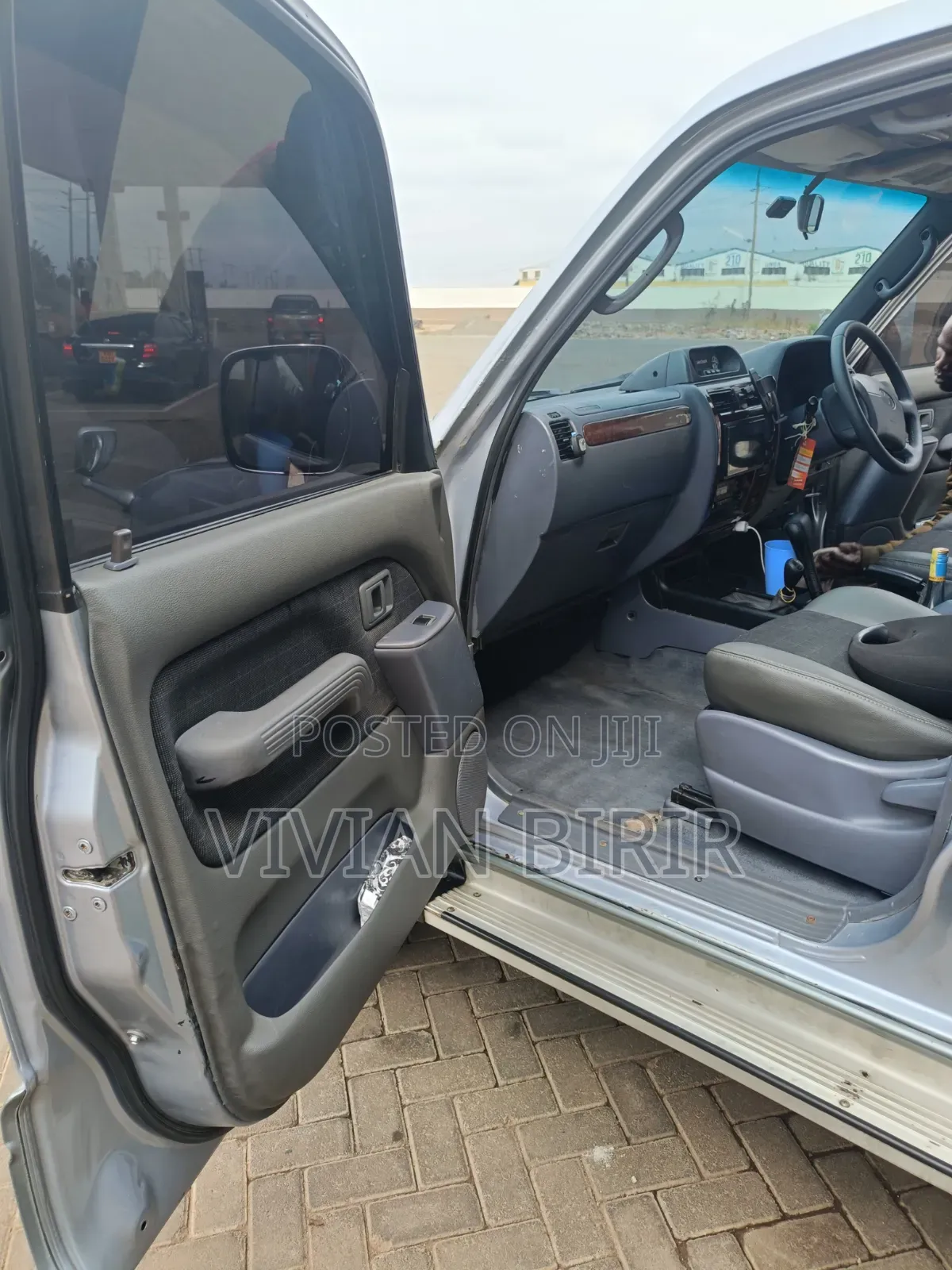 Toyota Land Cruiser Prado 1998 Silver