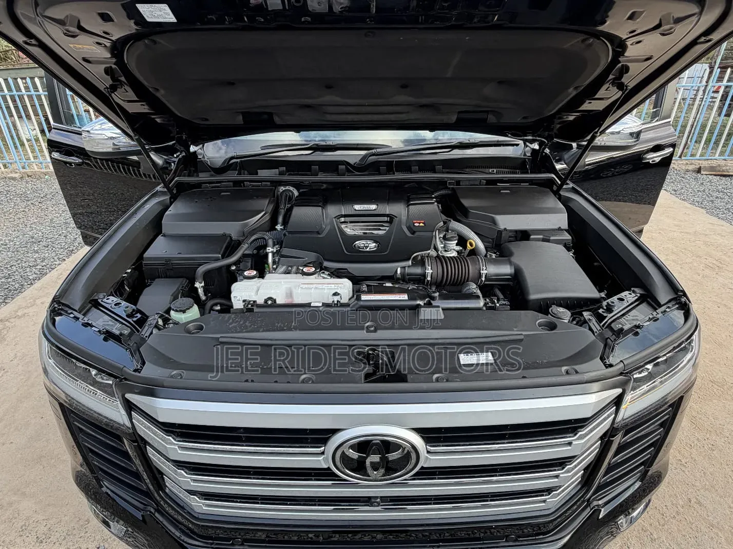 Toyota Land Cruiser Prado 2.8 2023 Black