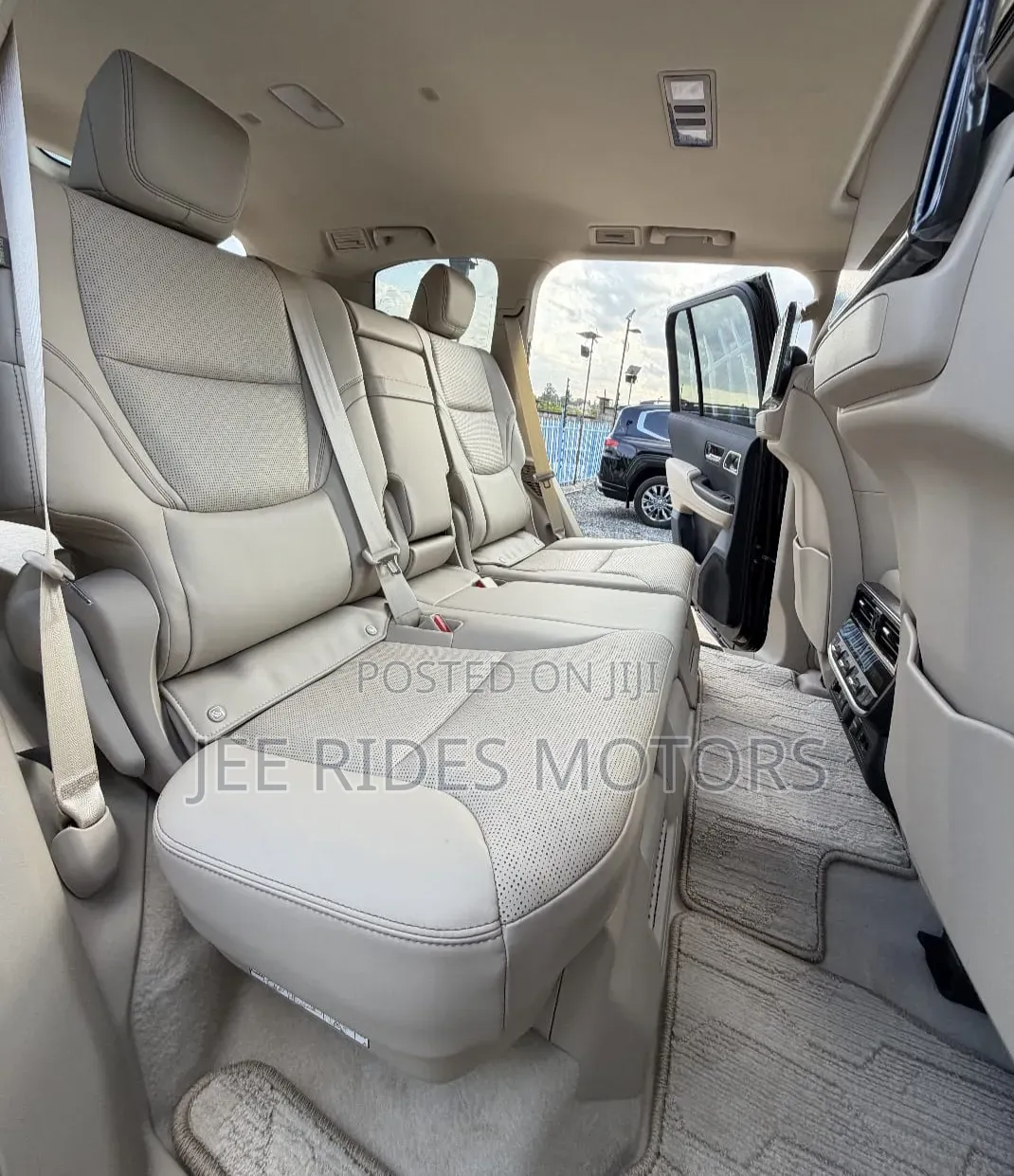 Toyota Land Cruiser Prado 2.8 2023 Black